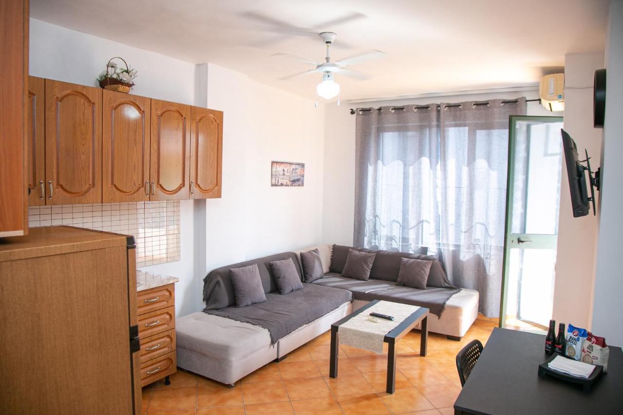 A&B Apartment Голем Екстериор снимка