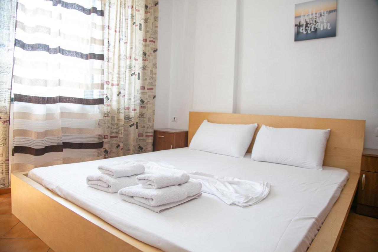 A&B Apartment Голем Екстериор снимка