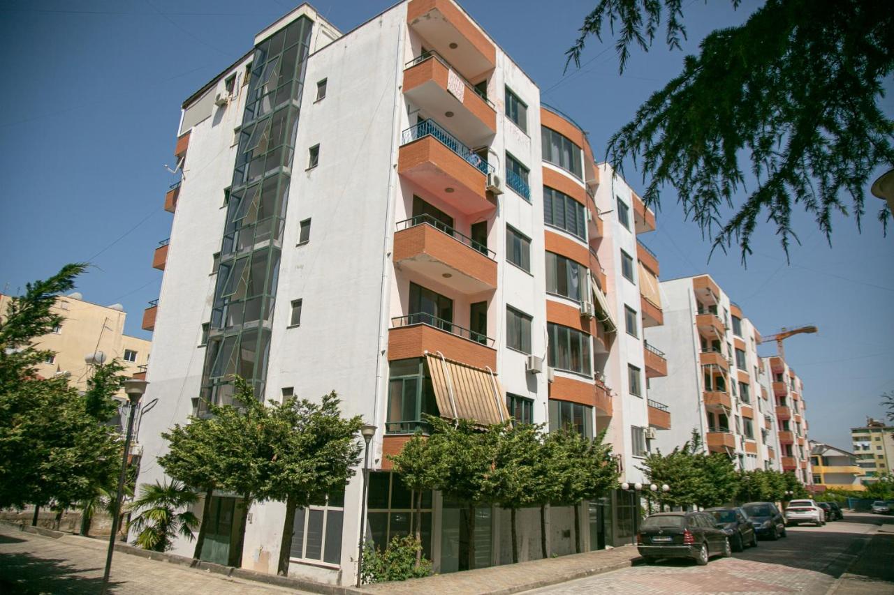 A&B Apartment Голем Екстериор снимка