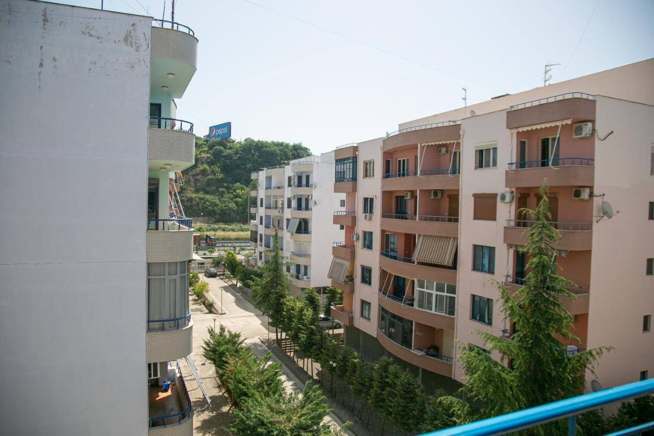A&B Apartment Голем Екстериор снимка
