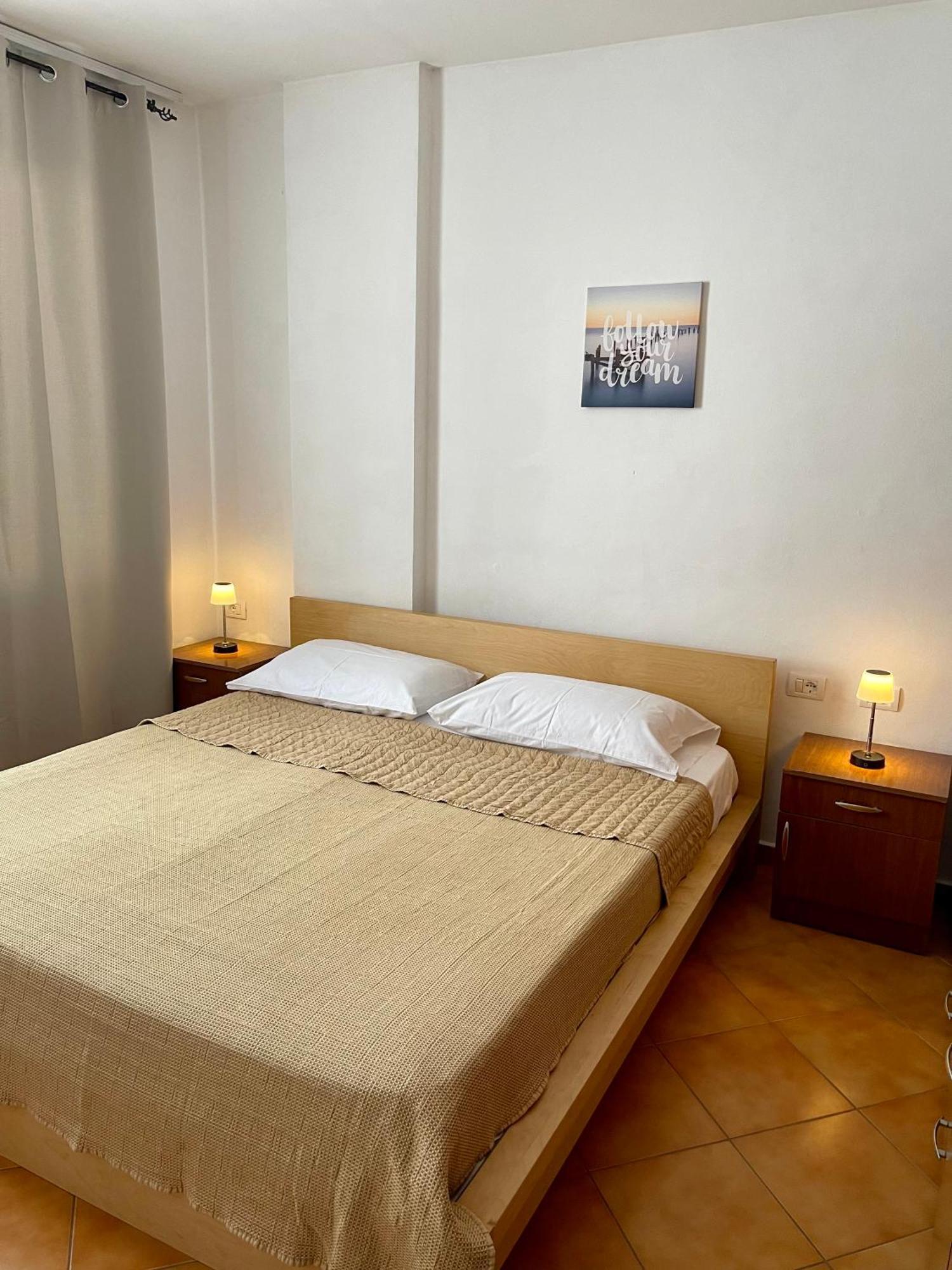 A&B Apartment Голем Екстериор снимка